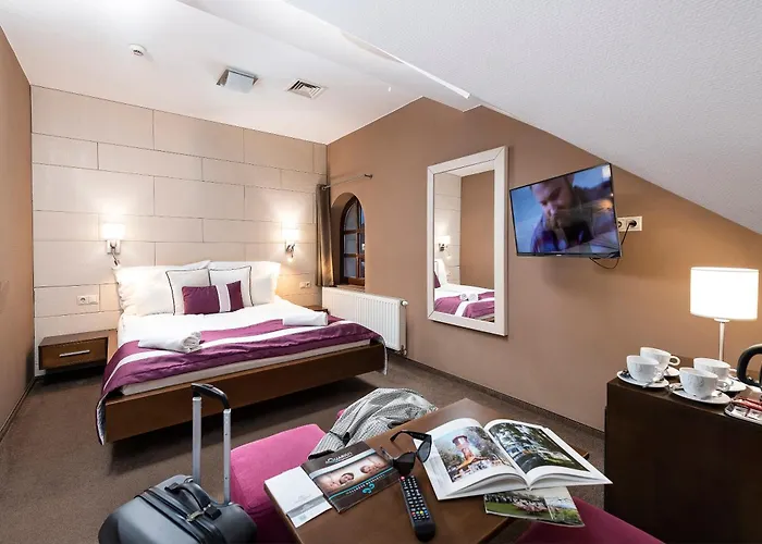 Fuerdohaz Otel